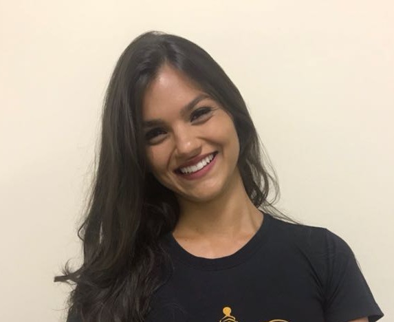 Débora Mota